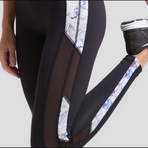 Amari Active Manhattan yoga pants - Poppy print